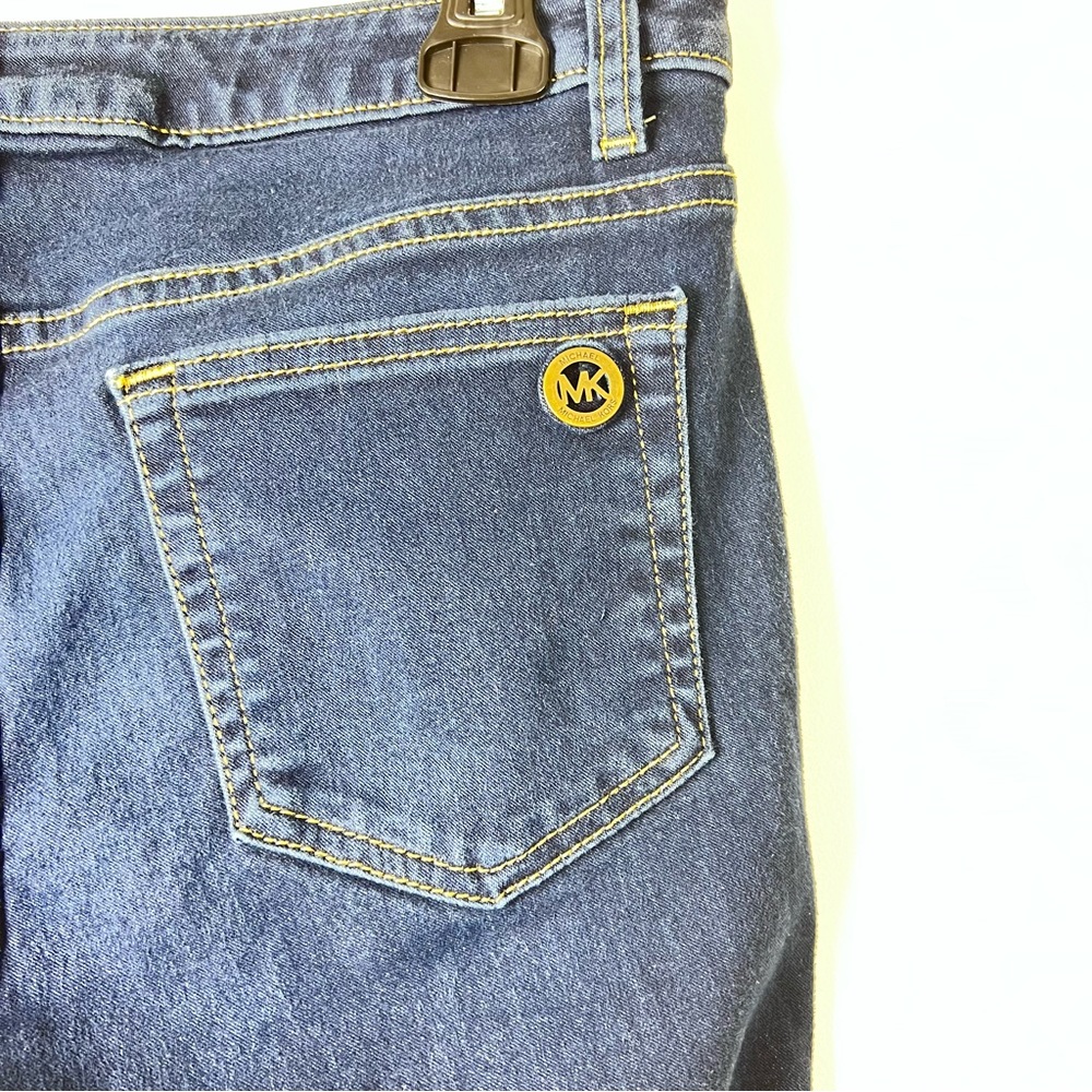 Micheal Kors mid rise Size 6 cotton stretch jeans dark wash - Picture 4 of 6